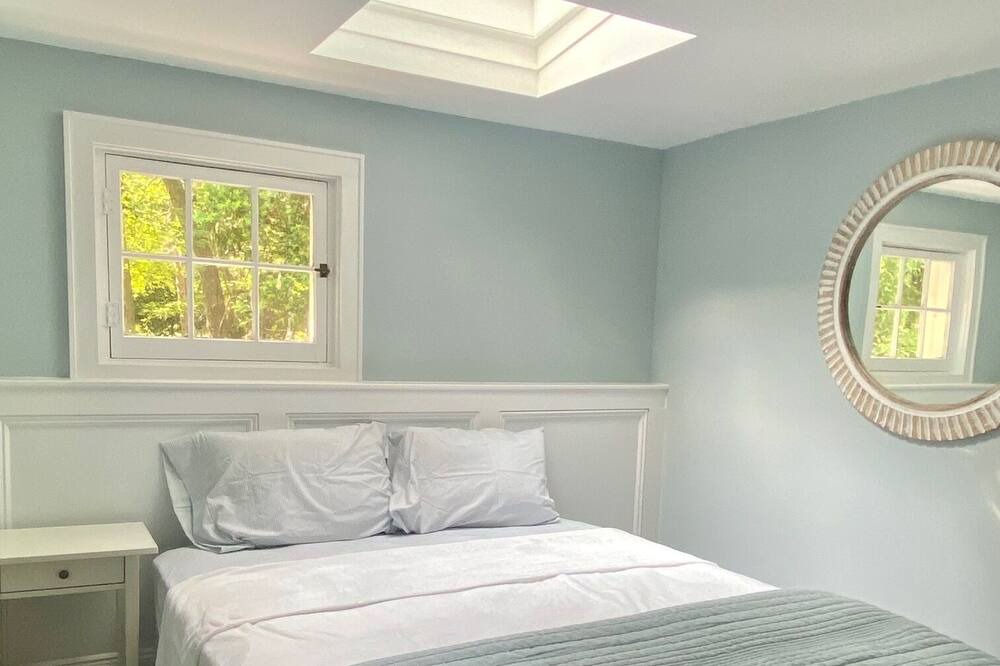 Photo of Bedroom in East Quogue