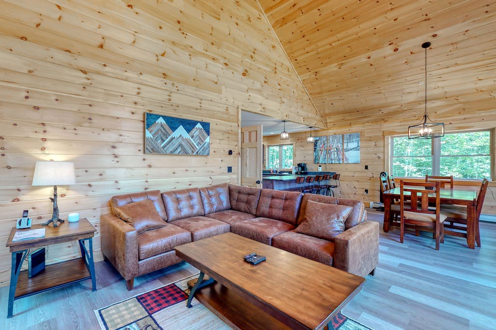 Photo of Livingroom in Carrabassett Valley