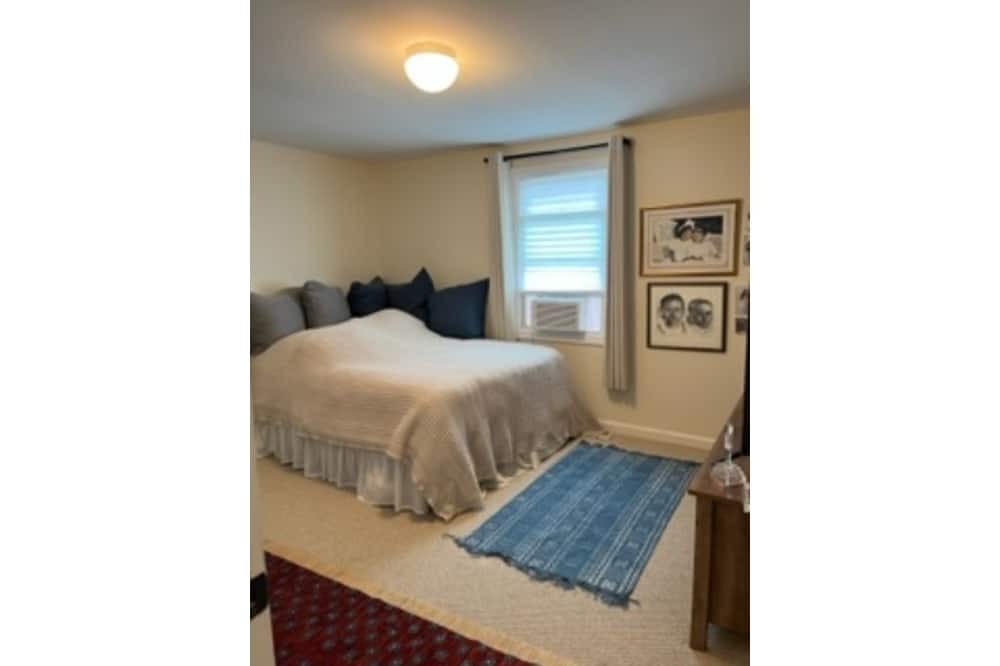 Photo of Bedroom in Tisbury
