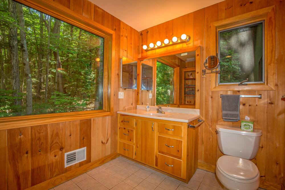 Photo of Bathroom in Monterey