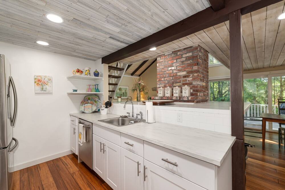 Photo of Kitchen in New Seabury