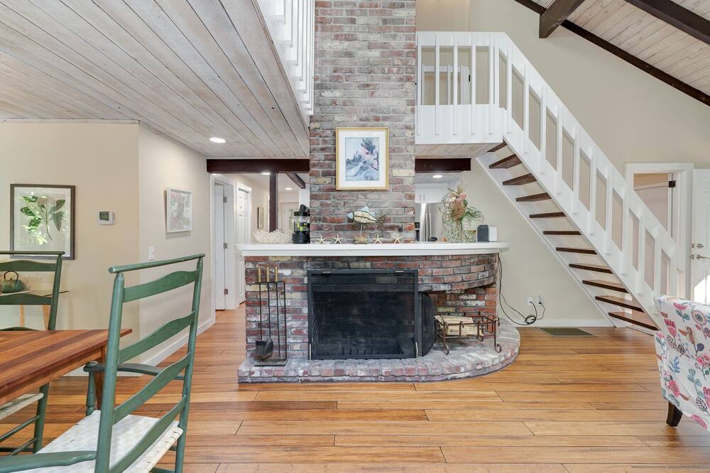 Photo of Livingroom in New Seabury