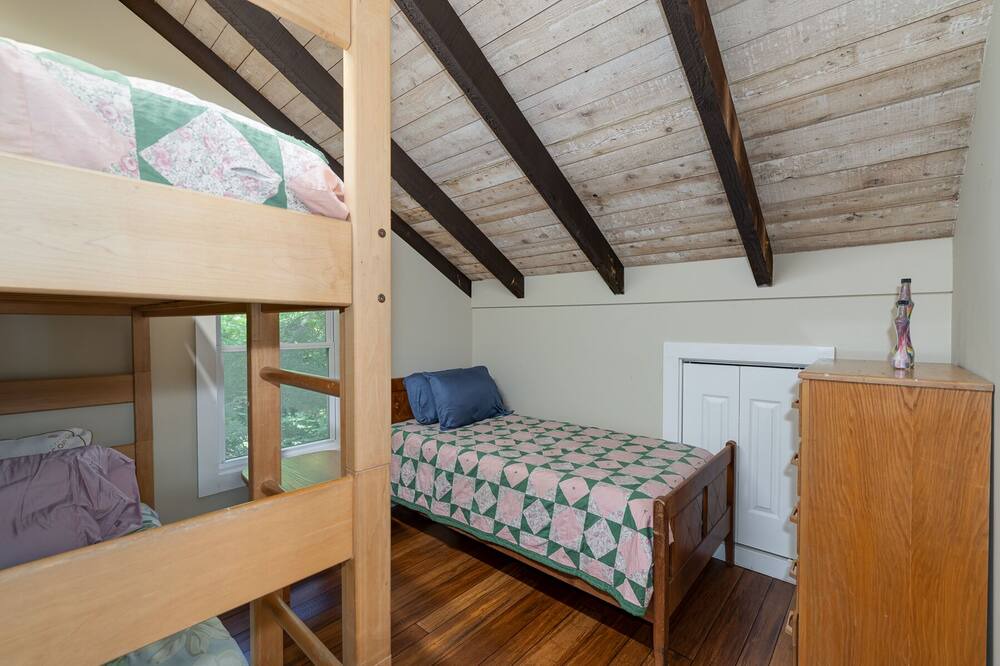 Photo of Bedroom in New Seabury