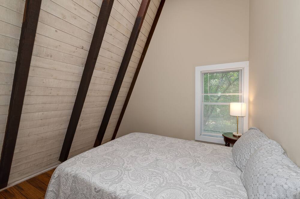 Photo of Bedroom in New Seabury