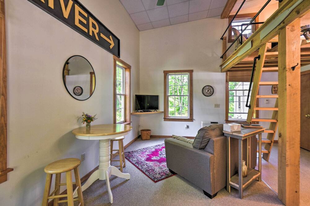 Photo of Livingroom in Falmouth
