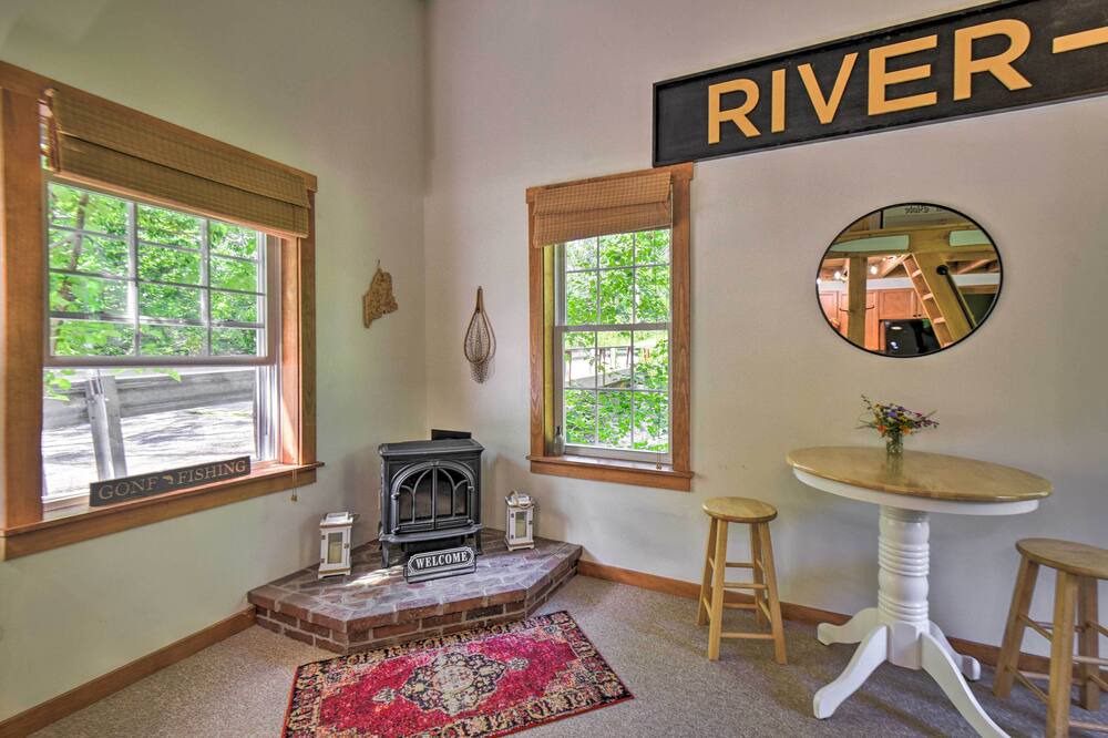 Photo of Livingroom in Falmouth