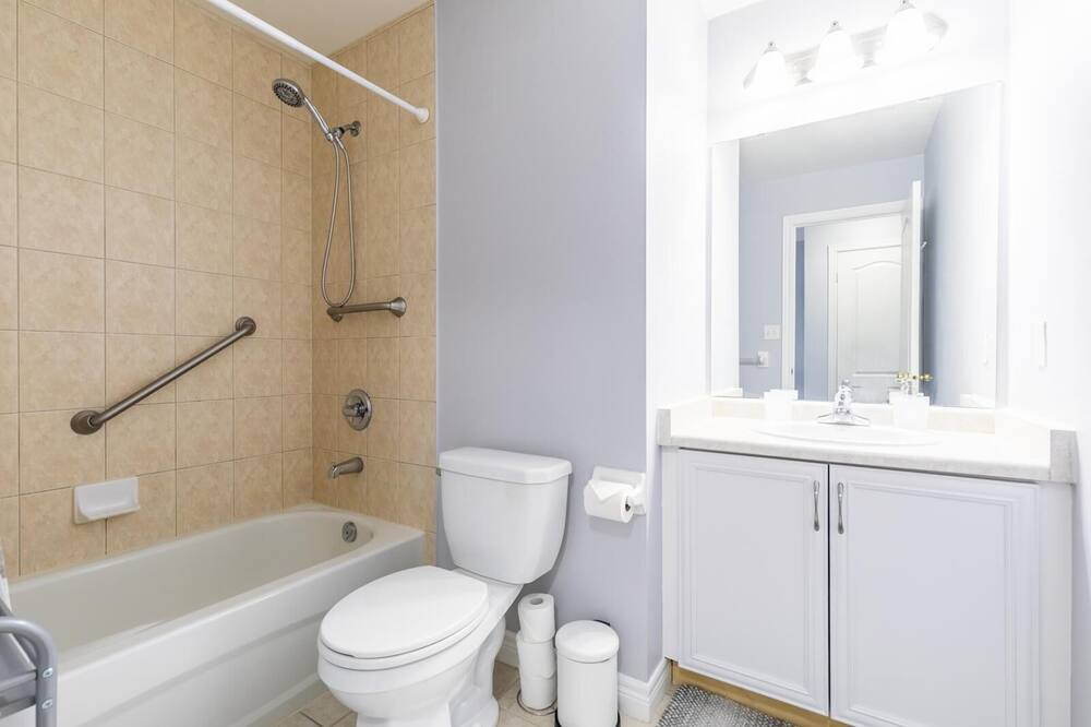 Photo of Bathroom in Winona