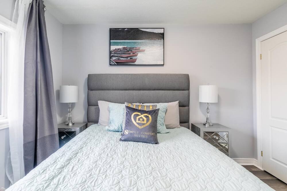 Photo of Bedroom in Stoney Creek