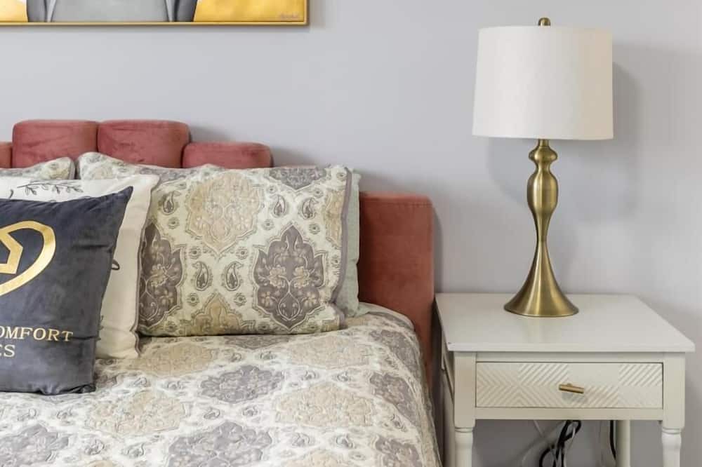 Photo of Bedroom in Stoney Creek
