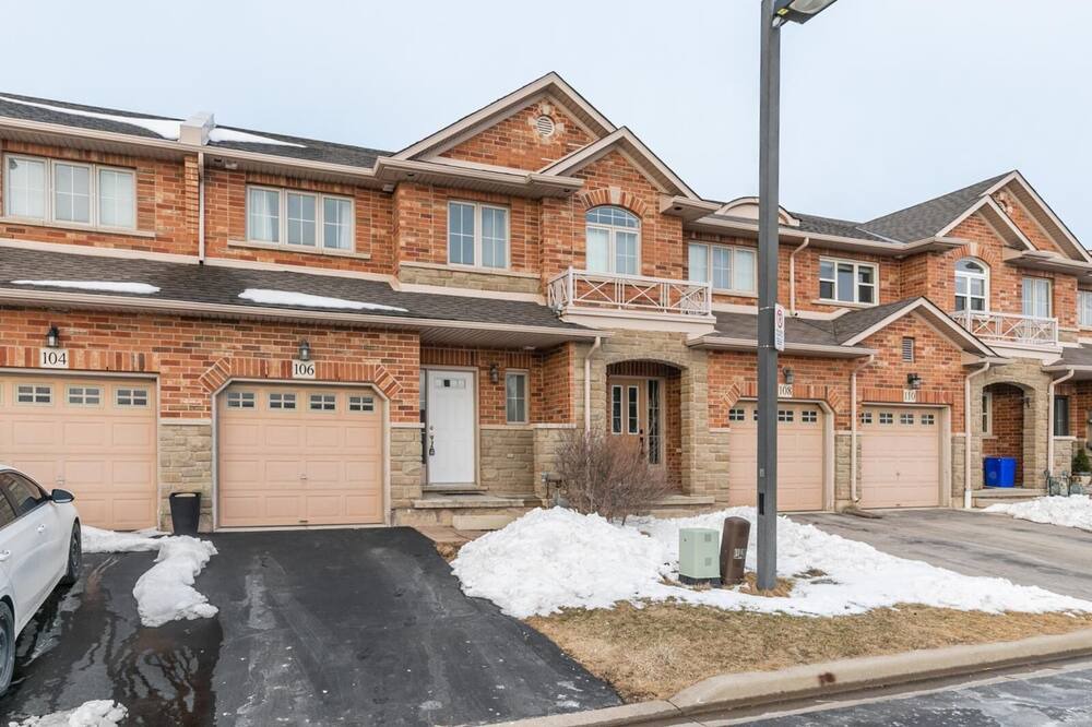 Photo of Outdoor in Stoney Creek