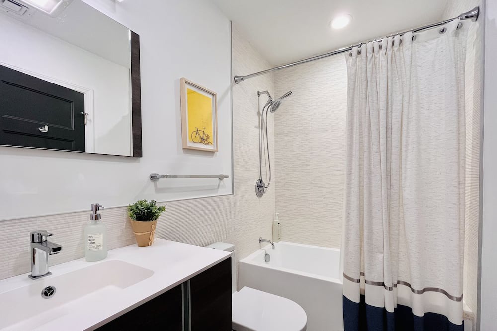 Photo of Bathroom in Porter Square