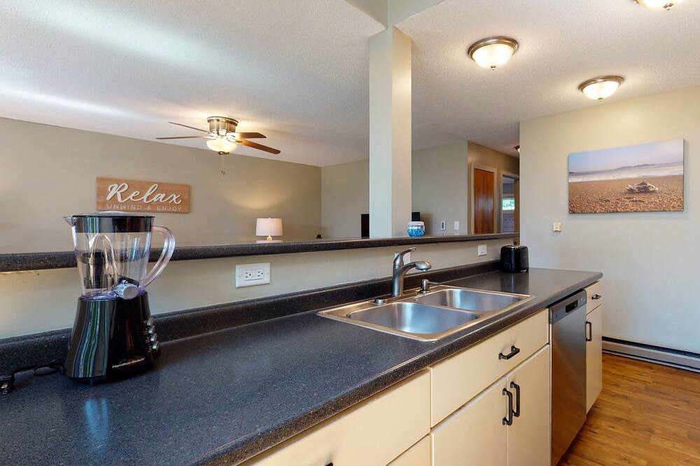 Photo of Kitchen in Ocean Park