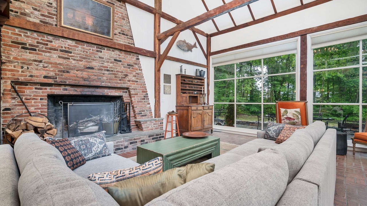 Photo of Livingroom in Old Lyme