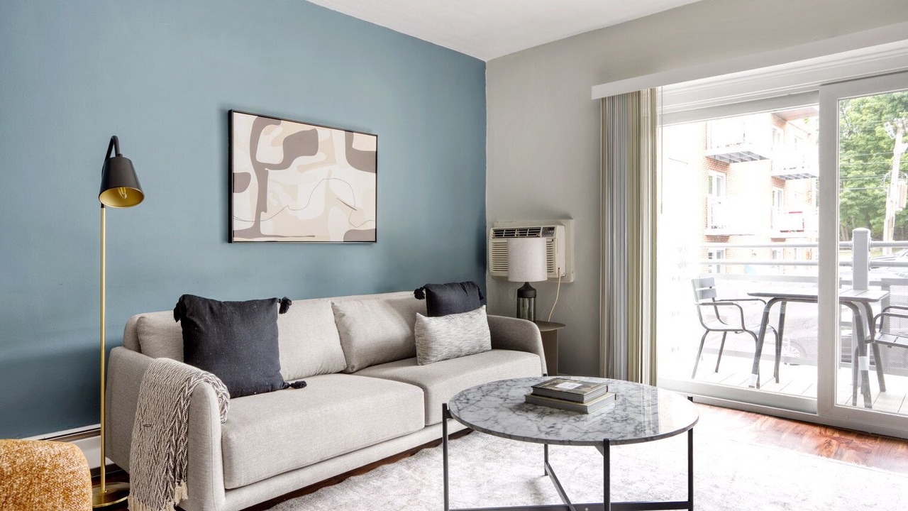 Photo of Livingroom in Mission Hill