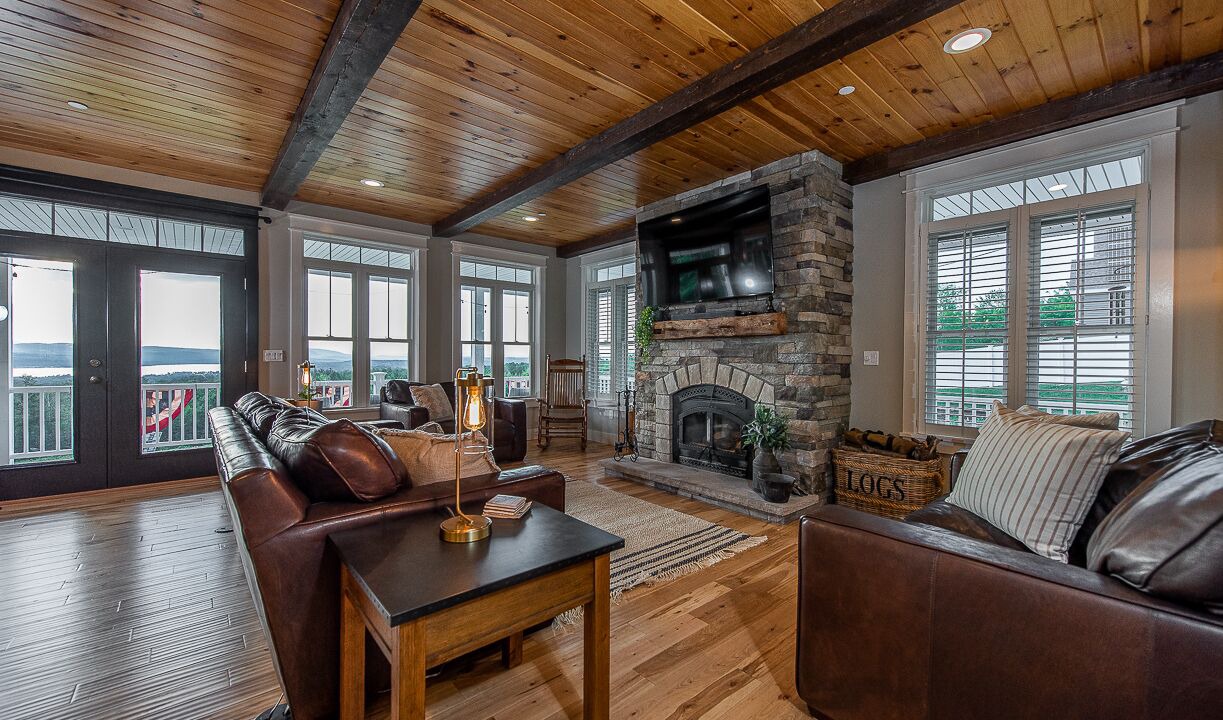 Photo of Livingroom in Laconia