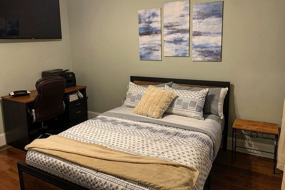 Photo of Bedroom in Tiverton