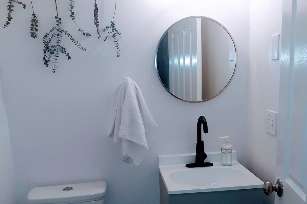 Photo of Bathroom in Conway