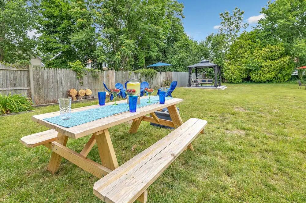 Photo of Outdoor in Stratford