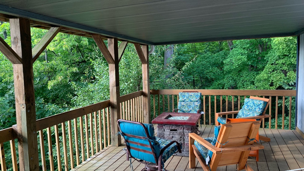 Photo of Outdoor in Holcomb