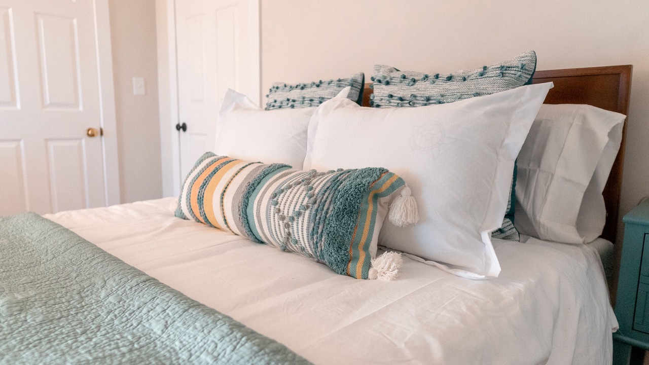 Photo of Bedroom in Beverly