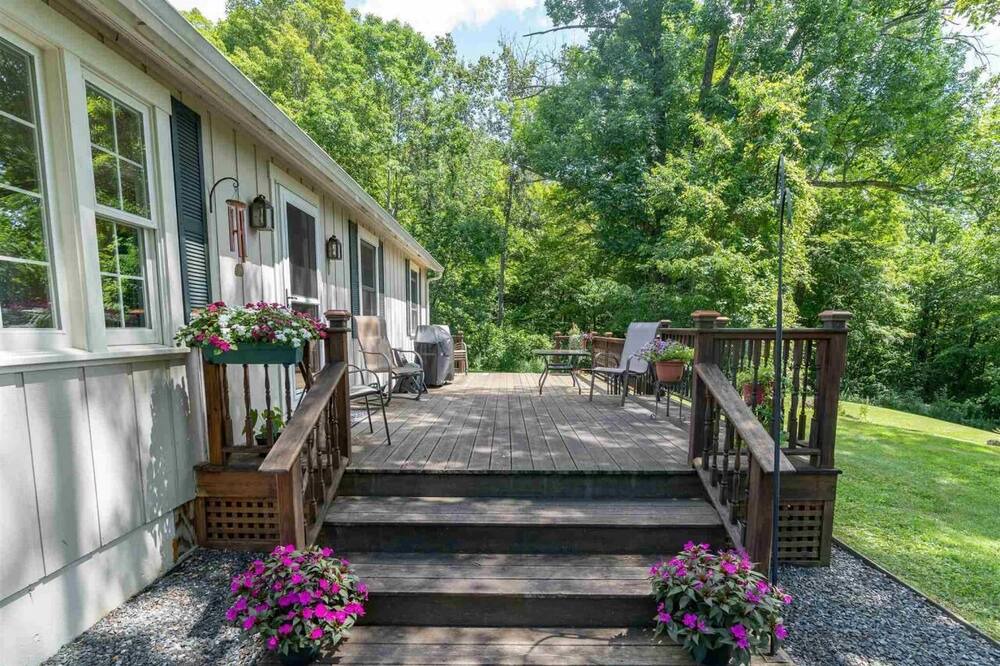 Photo of Outdoor in Woodstock