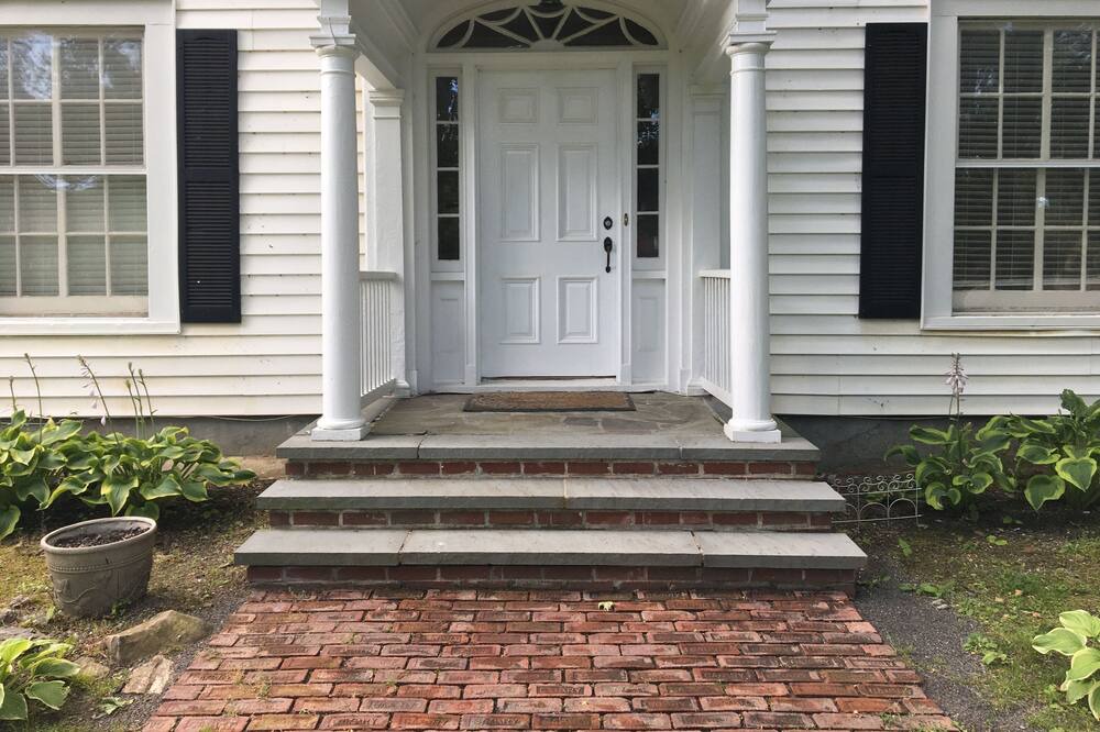 Photo of Outdoor in Amenia