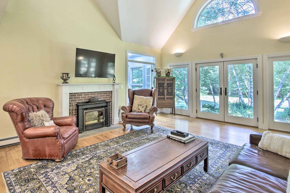 Photo of Livingroom in North Yarmouth