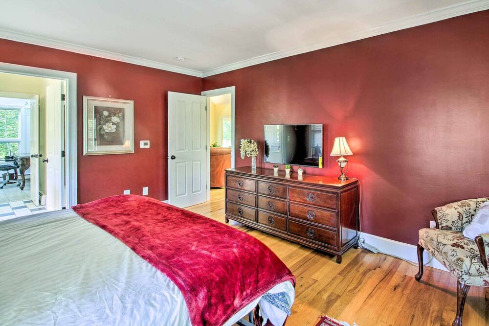 Photo of Bedroom in North Yarmouth
