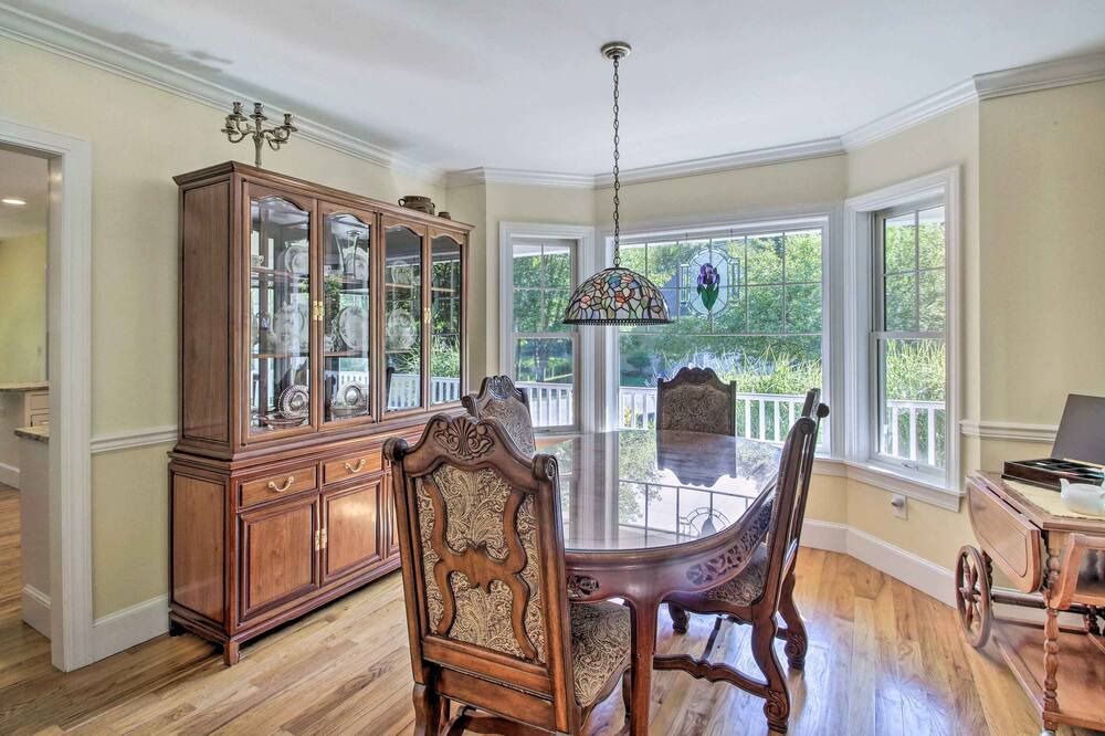 Photo of Livingroom in North Yarmouth