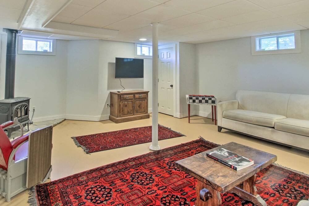 Photo of Livingroom in North Yarmouth