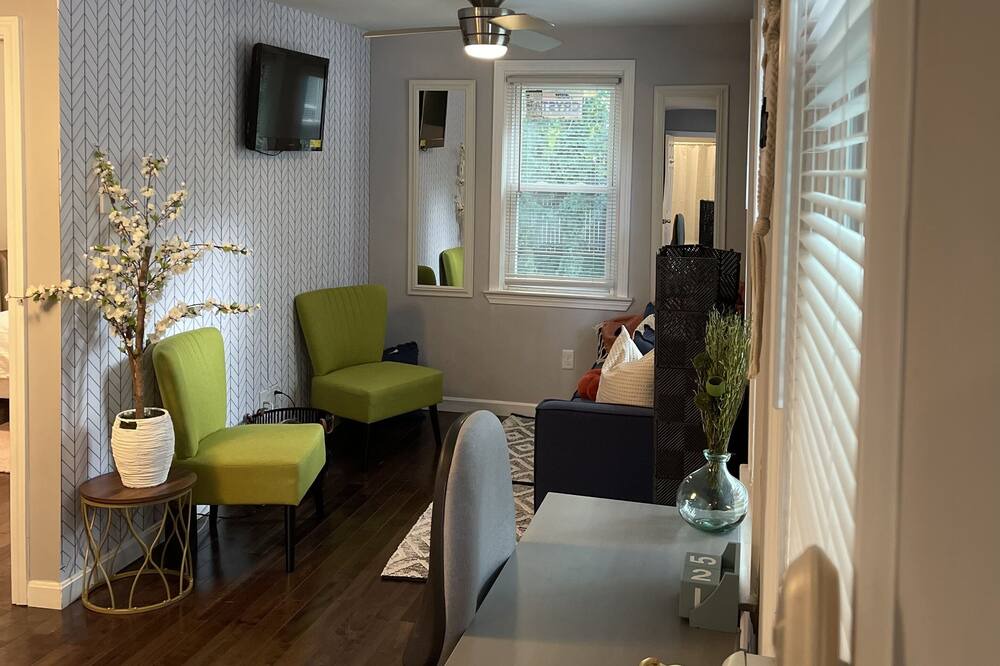 Photo of Livingroom in Providence