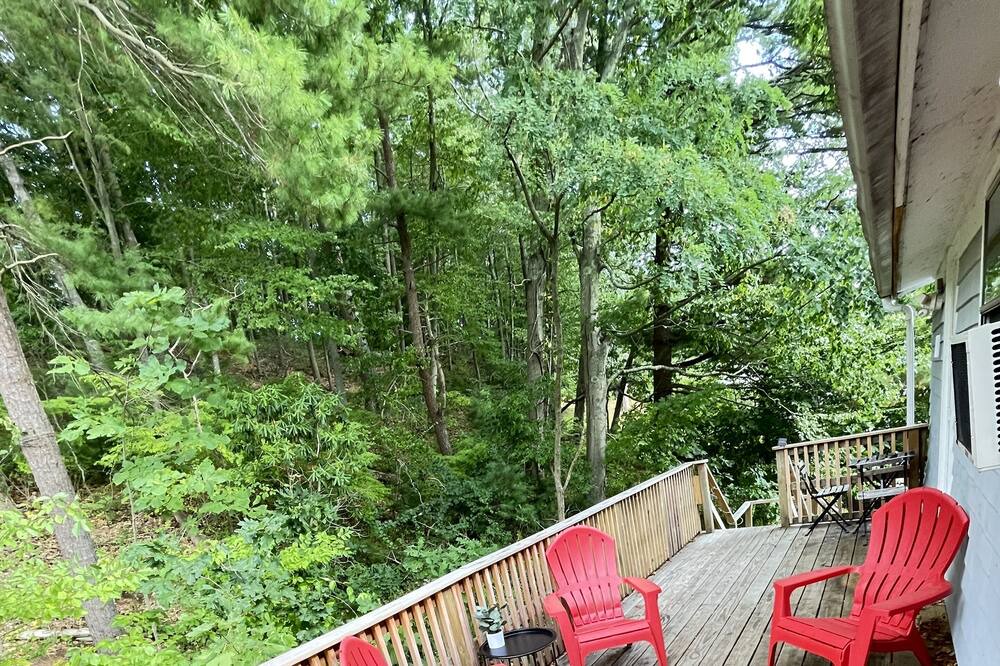 Photo of Patio Balcony in Niantic