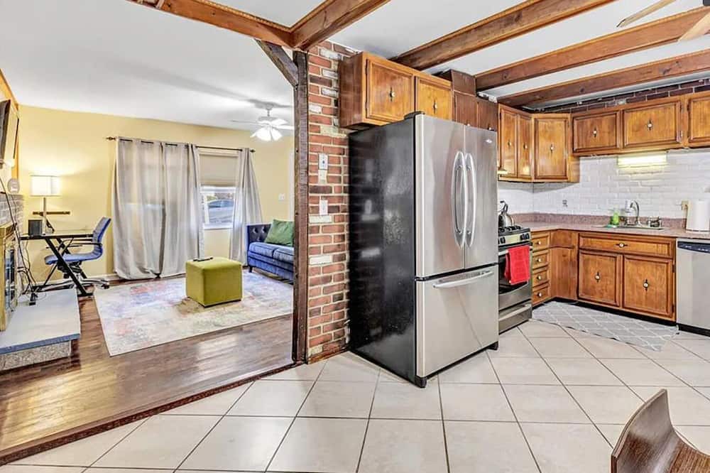 Photo of Kitchen in Stratford