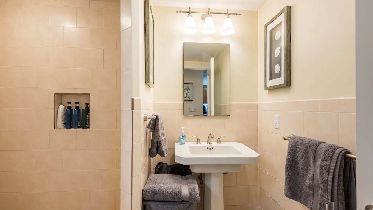 Photo of Bathroom in Ocean Grove