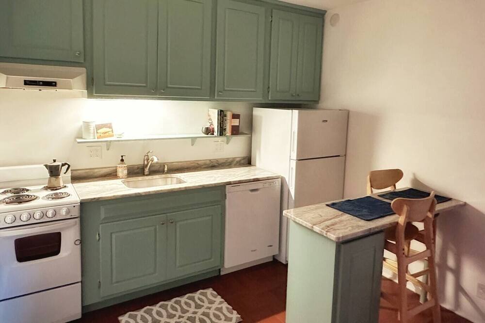 Photo of Kitchen in College Hill