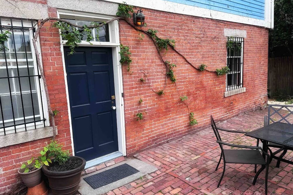 Photo of Outdoor in College Hill