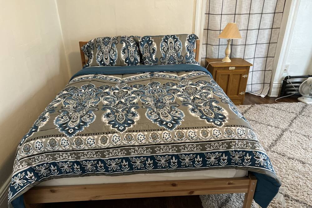 Photo of Bedroom in Southside