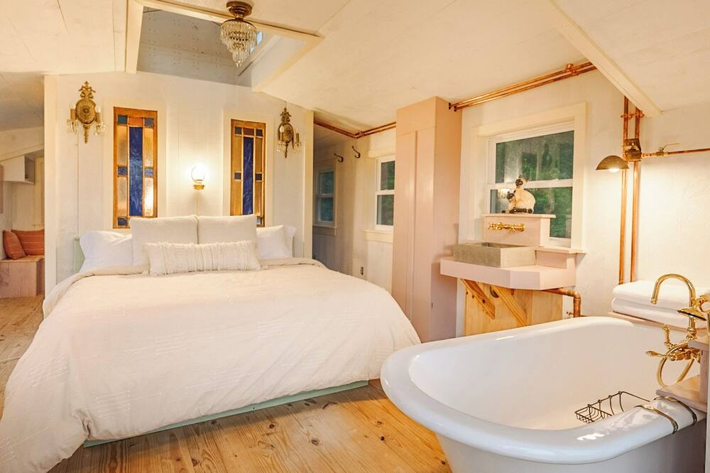 Photo of Bedroom in South Londonderry