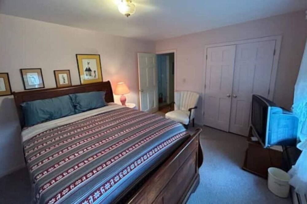 Photo of Bedroom in West Townshend
