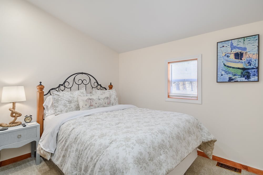 Photo of Bedroom in South Britain