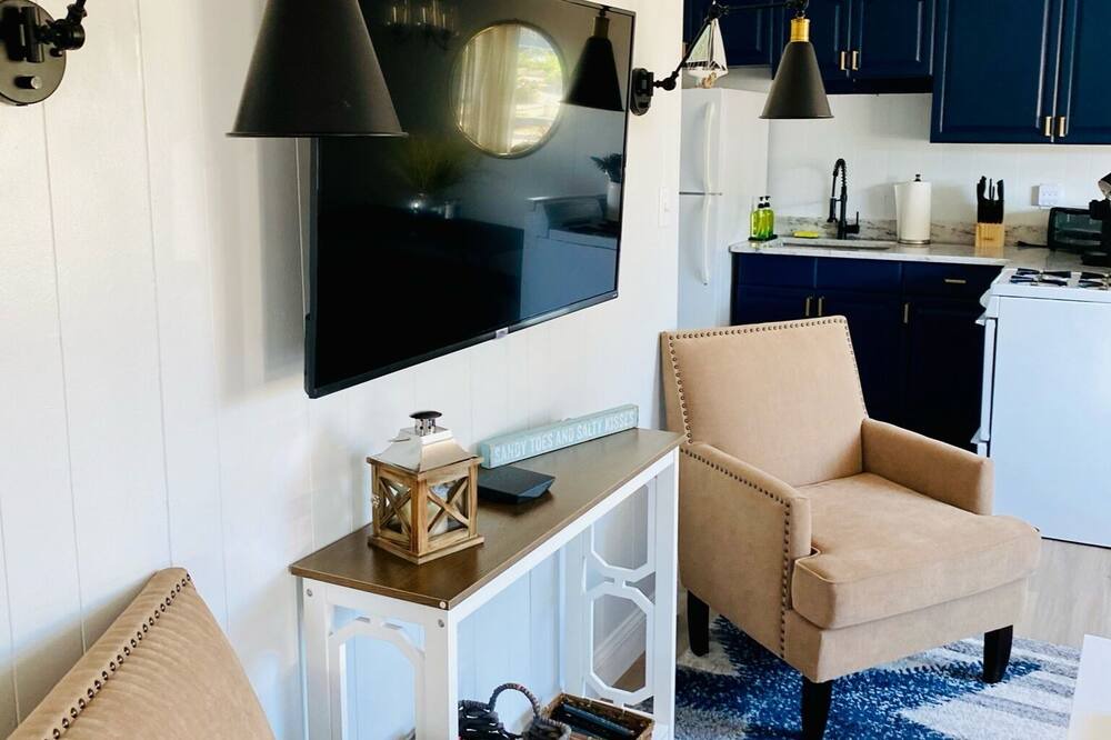 Photo of Livingroom in West Dennis