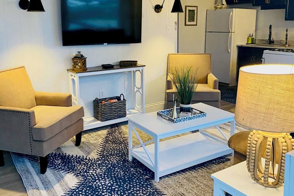 Photo of Livingroom in West Dennis