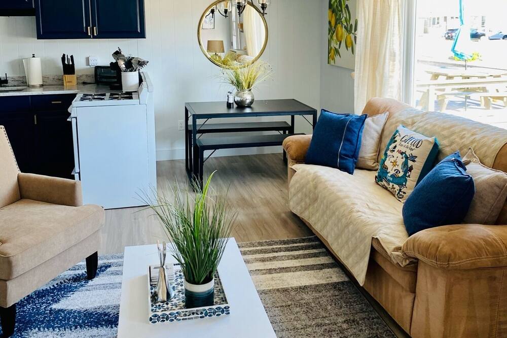 Photo of Livingroom in West Dennis