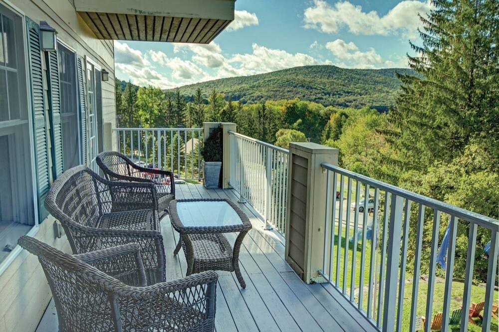 Photo of Outdoor in Hancock