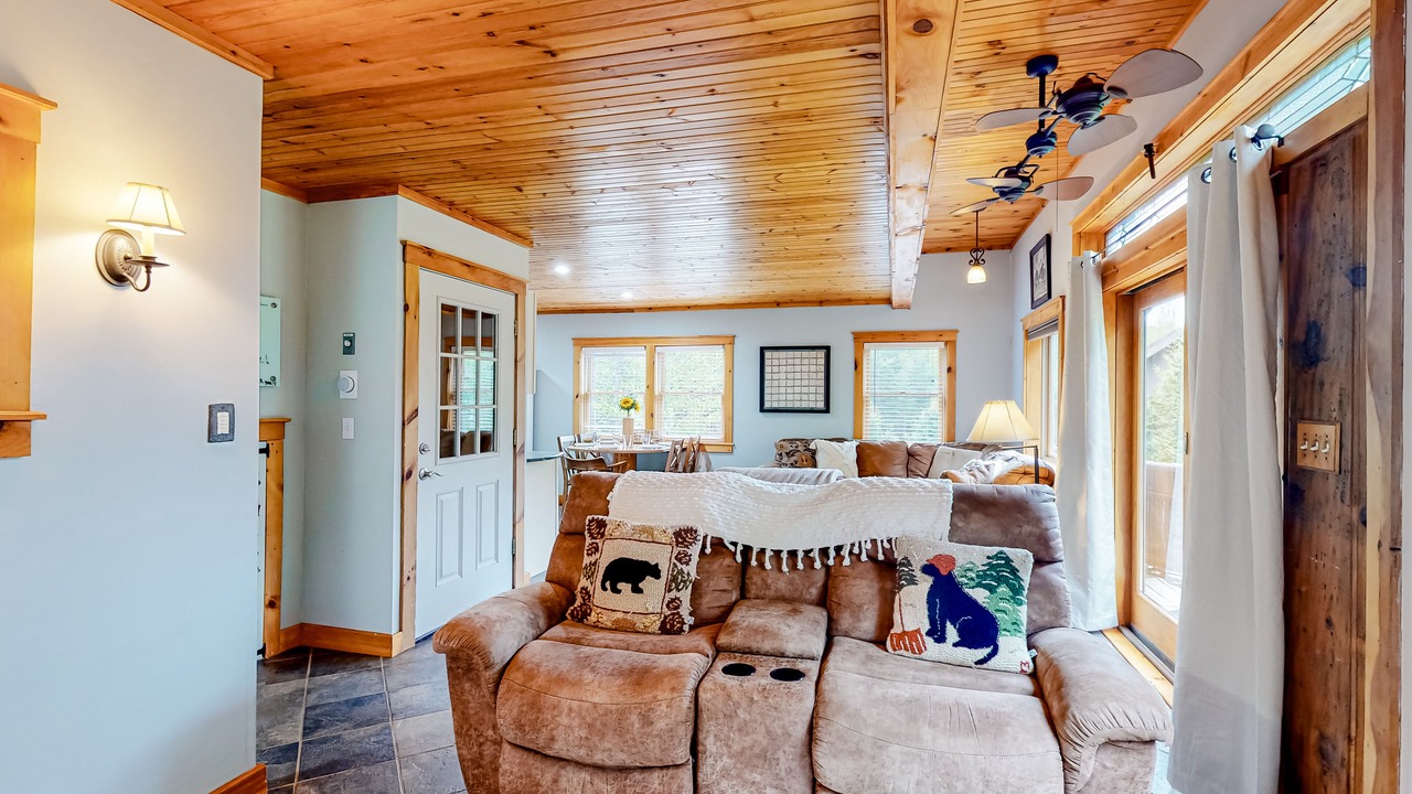 Photo of Livingroom in Mount Holly