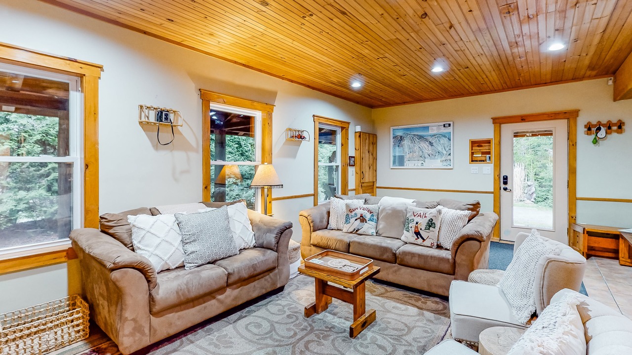 Photo of Livingroom in Mount Holly