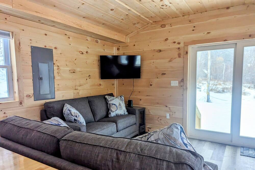 Photo of Livingroom in Fletcher