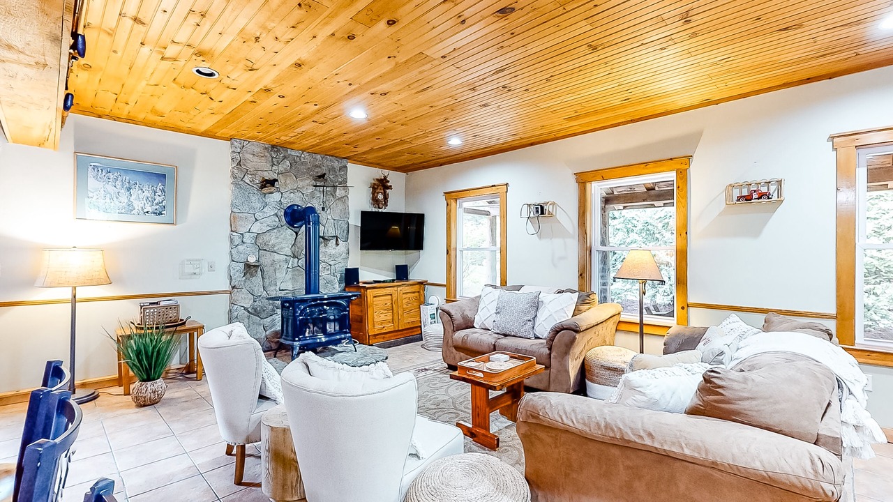 Photo of Livingroom in Mount Holly
