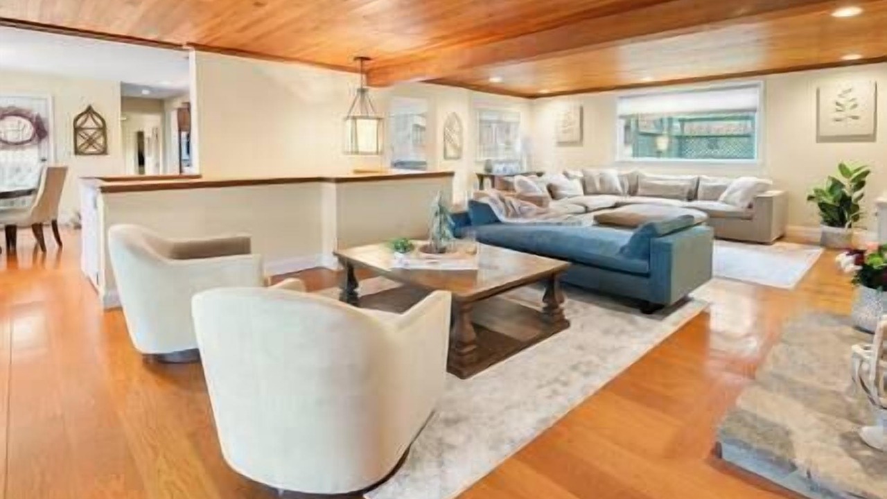 Photo of Livingroom in East Lyme