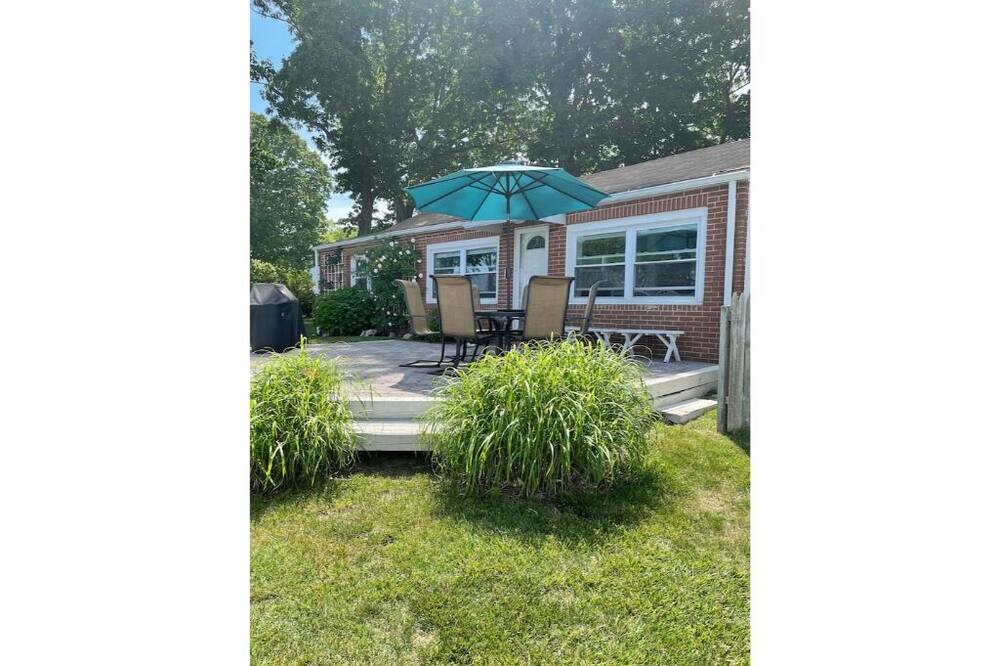 Photo of Outdoor in Niantic
